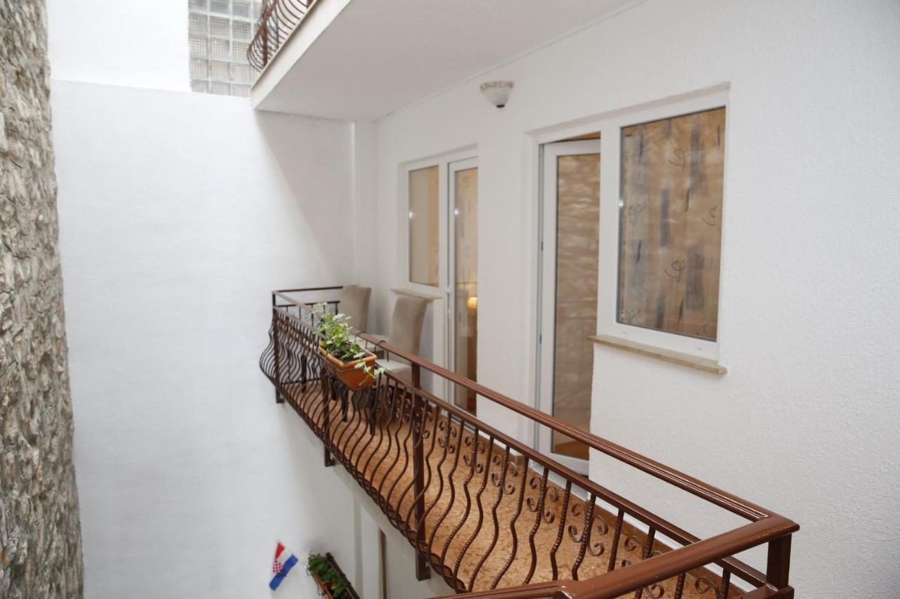 City Center Suites 沃迪切 外观 照片